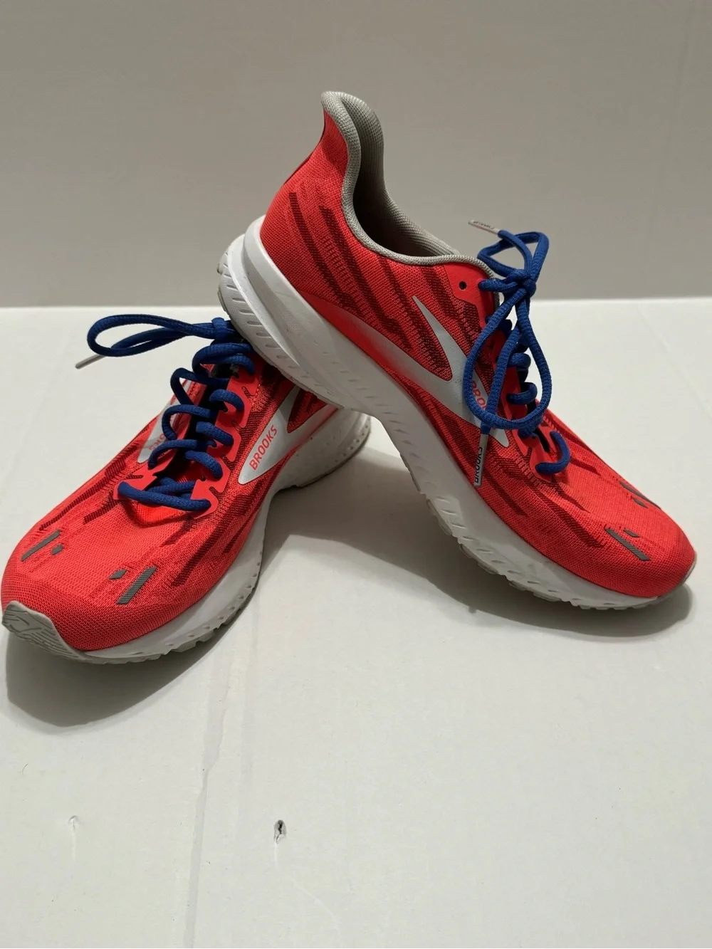 Brooks Launch 7 Women's Running Shoes Coral/Claret/ Blue Size 8.5